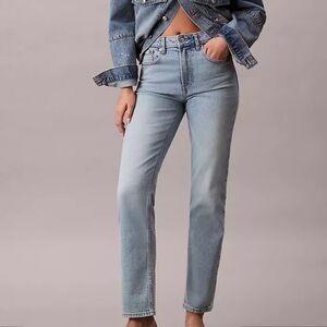 Calvin Klein High Rise 90s Medium Wash Jean Size 32